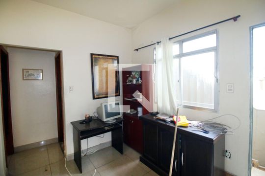 Sala 2 de casa à venda com 4 quartos, 230m² em Penha Circular, Rio de Janeiro