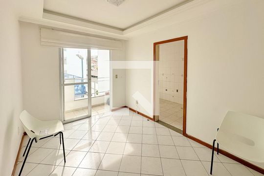 Sala de Jantar de apartamento para alugar com 2 quartos, 63m² em Praia Comprida, São José