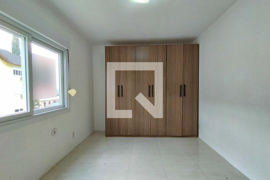 Apartamento para alugar com 2 quartos, 50m² em São José, Novo Hamburgo
