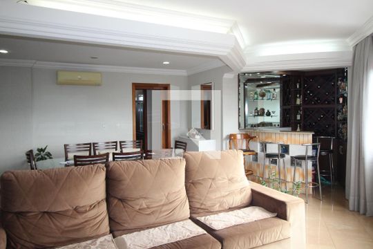 Sala de apartamento para alugar com 3 quartos, 110m² em Vila Ipiranga, Porto Alegre