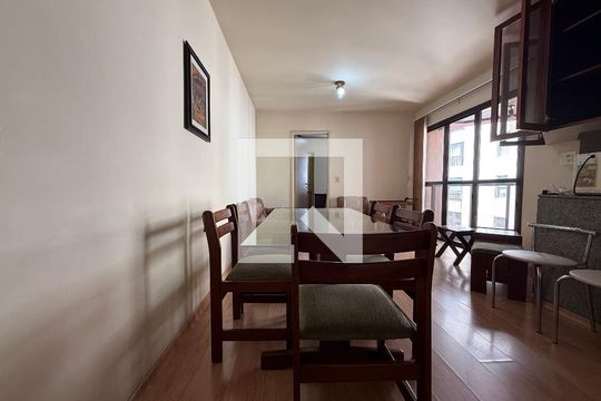 Sala de apartamento para alugar com 1 quarto, 43m² em Santa Cecilia, São Paulo