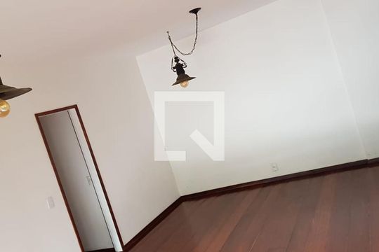 Sala de apartamento à venda com 4 quartos, 120m² em Grajaú, Rio de Janeiro