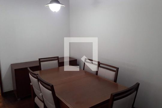 Sala de apartamento à venda com 4 quartos, 120m² em Grajaú, Rio de Janeiro