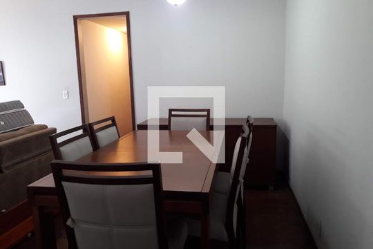 Sala de apartamento à venda com 4 quartos, 120m² em Grajaú, Rio de Janeiro
