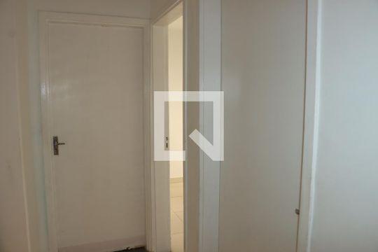 Quarto 2 de apartamento para alugar com 2 quartos, 48m² em Jardim Arco-iris, Cotia