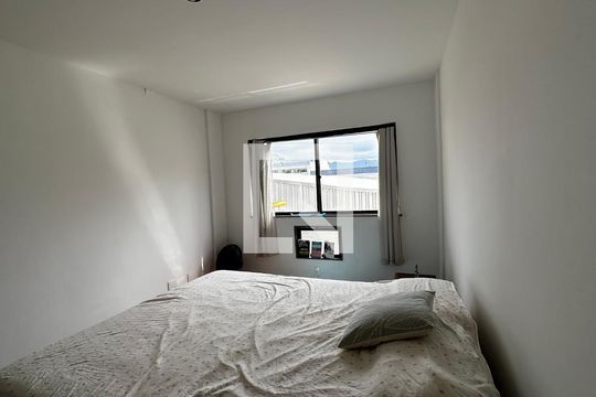 Quarto 2 de apartamento à venda com 2 quartos, 86m² em Rec dos Bandeirante, Rio de Janeiro