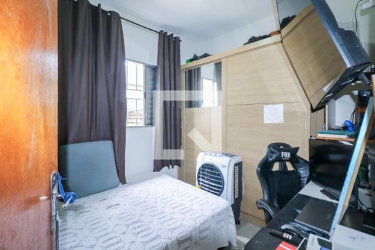 Quarto de casa à venda com 2 quartos, 220m² em Centro, Diadema