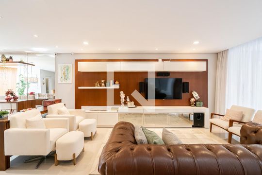 Casa de Condomínio à venda com 4 quartos, 275m² em Sarandi, Porto Alegre