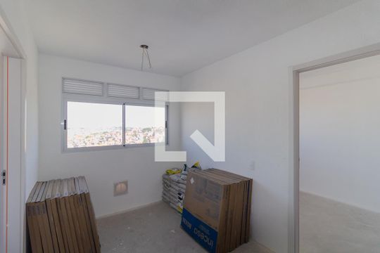 Sala de apartamento à venda com 2 quartos, 35m² em Fazenda da Juta, São Paulo