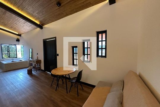 Sala de casa para alugar com 1 quarto, 1212m² em Terras de San Nicolau, Barueri