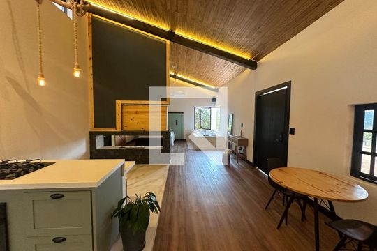 Sala de casa para alugar com 1 quarto, 1212m² em Terras de San Nicolau, Barueri