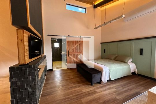 Suíte de casa para alugar com 1 quarto, 1212m² em Terras de San Nicolau, Barueri