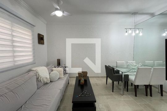 Sala de casa à venda com 3 quartos, 141m² em Rio Pequeno, São Paulo