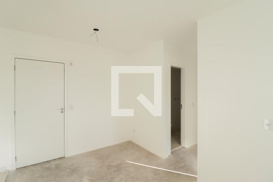 Sala/Cozinha/área de serviço de apartamento à venda com 2 quartos, 42m² em Vila Nova Cachoeirinha, São Paulo