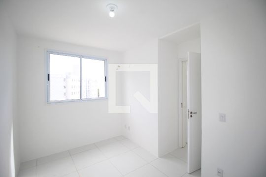 Quarto 1 de apartamento para alugar com 2 quartos, 45m² em Morro Santana, Porto Alegre
