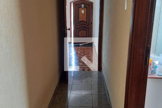 Corredor de casa à venda com 3 quartos, 180m² em Jardim Franca, São Paulo