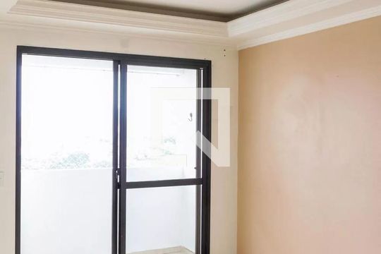 Sala de apartamento para alugar com 2 quartos, 60m² em Vila Bertioga, São Paulo