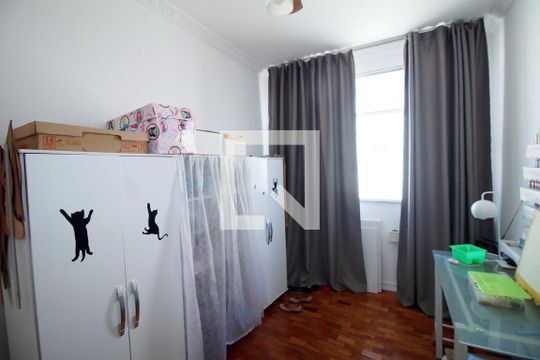 Quarto 2 de apartamento para alugar com 3 quartos, 150m² em Olaria, Rio de Janeiro