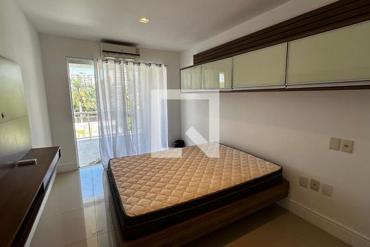 Suíte 1 de casa de condomínio à venda com 4 quartos, 500m² em Barra da Tijuca, Rio de Janeiro