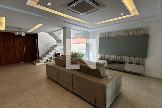Sal de casa de condomínio à venda com 4 quartos, 500m² em Barra da Tijuca, Rio de Janeiro