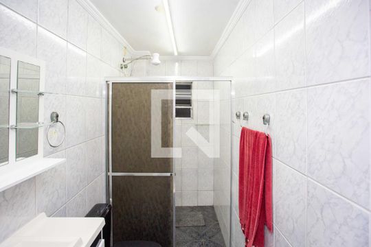 Banheiro de apartamento à venda com 1 quarto, 48m² em Conceição, Diadema