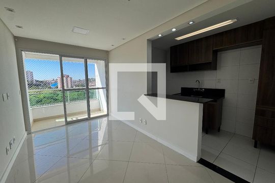 Apartamento à venda com 2 quartos, 54m² em Quitaúna, Osasco