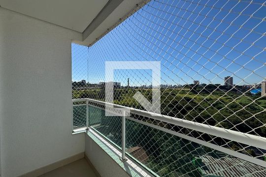 Apartamento à venda com 2 quartos, 54m² em Quitaúna, Osasco