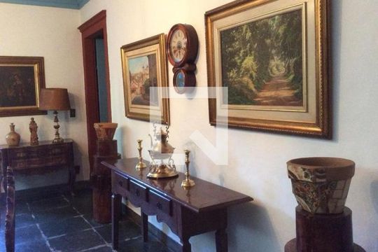Casa à venda com 5 quartos, 687m² em Várzea, Lagoa Santa