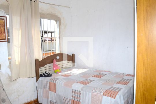 Quarto 1 de casa à venda com 2 quartos, 180m² em Dom Silverio, Belo Horizonte
