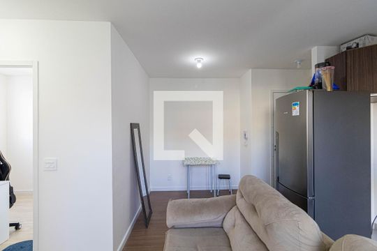 Sala e Cozinha de apartamento para alugar com 2 quartos, 43m² em Cidade Patriarca, São Paulo