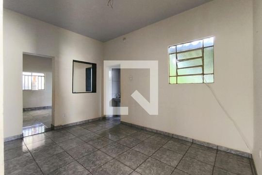 Casa à venda com 3 quartos, 420m² em São Geraldo, Belo Horizonte