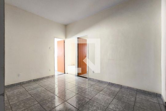 Casa à venda com 3 quartos, 420m² em São Geraldo, Belo Horizonte
