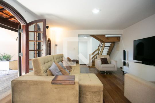 Sala de casa à venda com 3 quartos, 299m² em Vila Zefira, São Paulo