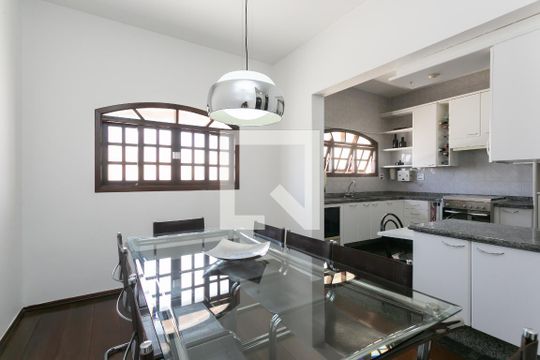 Sala de Jantar de casa à venda com 3 quartos, 299m² em Vila Zefira, São Paulo