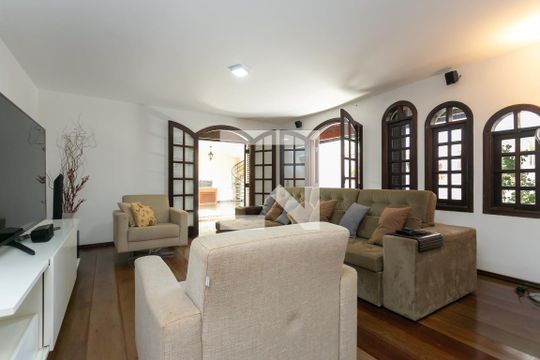 Sala de casa à venda com 3 quartos, 299m² em Vila Zefira, São Paulo
