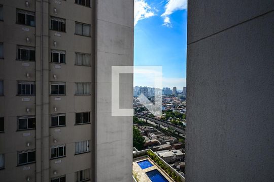 Vista de apartamento à venda com 2 quartos, 44m² em Parque Arariba, São Paulo