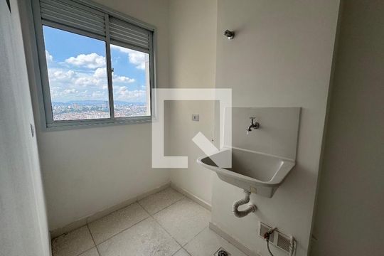 Apartamento para alugar com 2 quartos, 52m² em Padroeira, Osasco