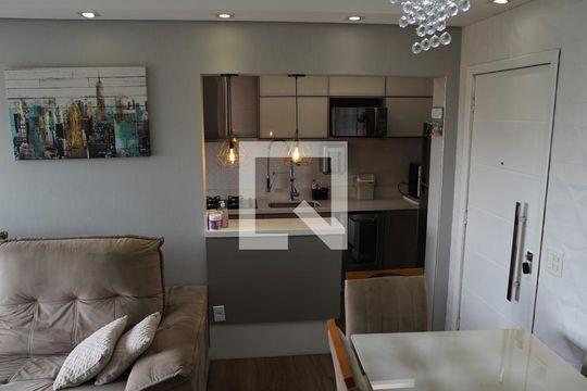 Sala de apartamento à venda com 2 quartos, 64m² em Vila Leonor, Guarulhos