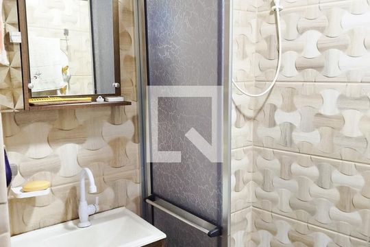 Banheiro de casa à venda com 4 quartos, 1008m² em Recreio da Borda do Campo, Santo André