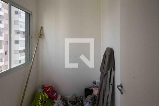 Quarto de apartamento para alugar com 2 quartos, 26m² em Vila Ema, São Paulo