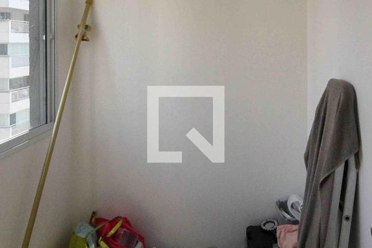 Quarto de apartamento para alugar com 2 quartos, 26m² em Vila Ema, São Paulo
