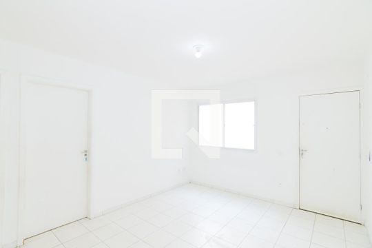 Sala de apartamento para alugar com 2 quartos, 47m² em Vila Alzira, Guarulhos