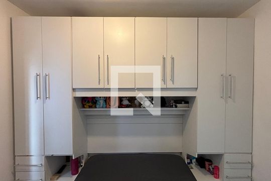 Quarto de apartamento à venda com 2 quartos, 50m² em Parque das Nações, Santo André