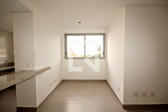 Apartamento à venda com 3 quartos, 74m² em Santa Efigênia, Belo Horizonte