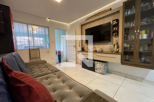 Sala de casa à venda com 3 quartos, 93m² em Jardim Rizzo, São Paulo