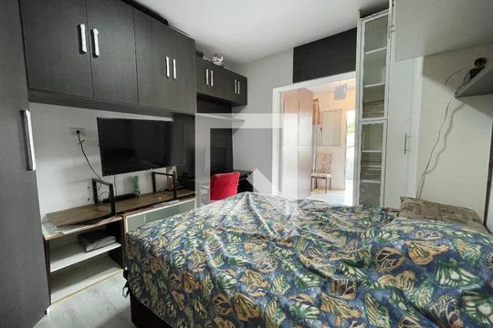 Quarto 1 de casa à venda com 3 quartos, 93m² em Jardim Rizzo, São Paulo