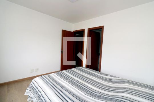 Quarto Suíte de apartamento à venda com 2 quartos, 79m² em Partenon, Porto Alegre
