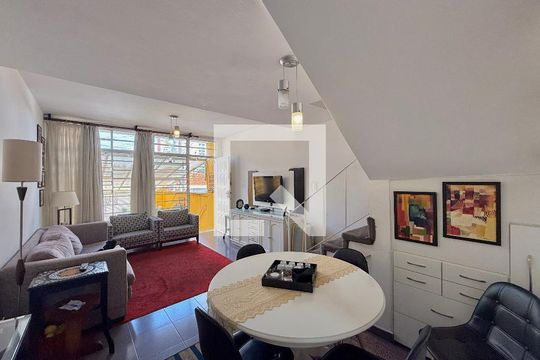 Sala de casa à venda com 3 quartos, 90m² em Jardim Aeroporto, São Paulo