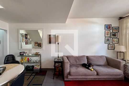 Sala de casa à venda com 3 quartos, 90m² em Jardim Aeroporto, São Paulo