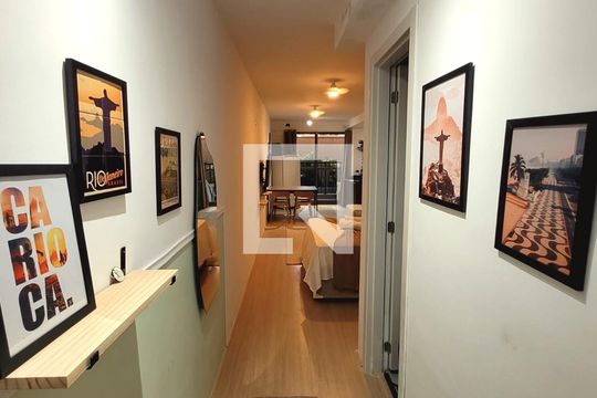 Sala/Quarto de apartamento à venda com 1 quarto, 30m² em Centro, Rio de Janeiro